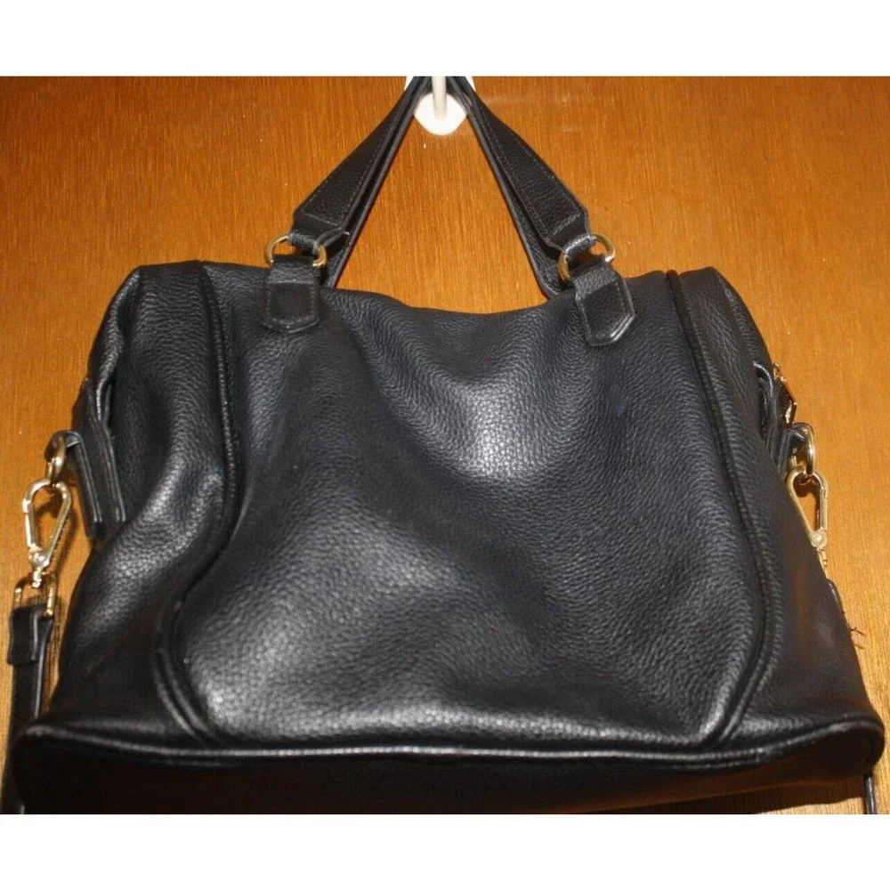 Steve Madden Shoulder Hand Bag Black Chains Large 12 X 9 1/2 Zip Pockets